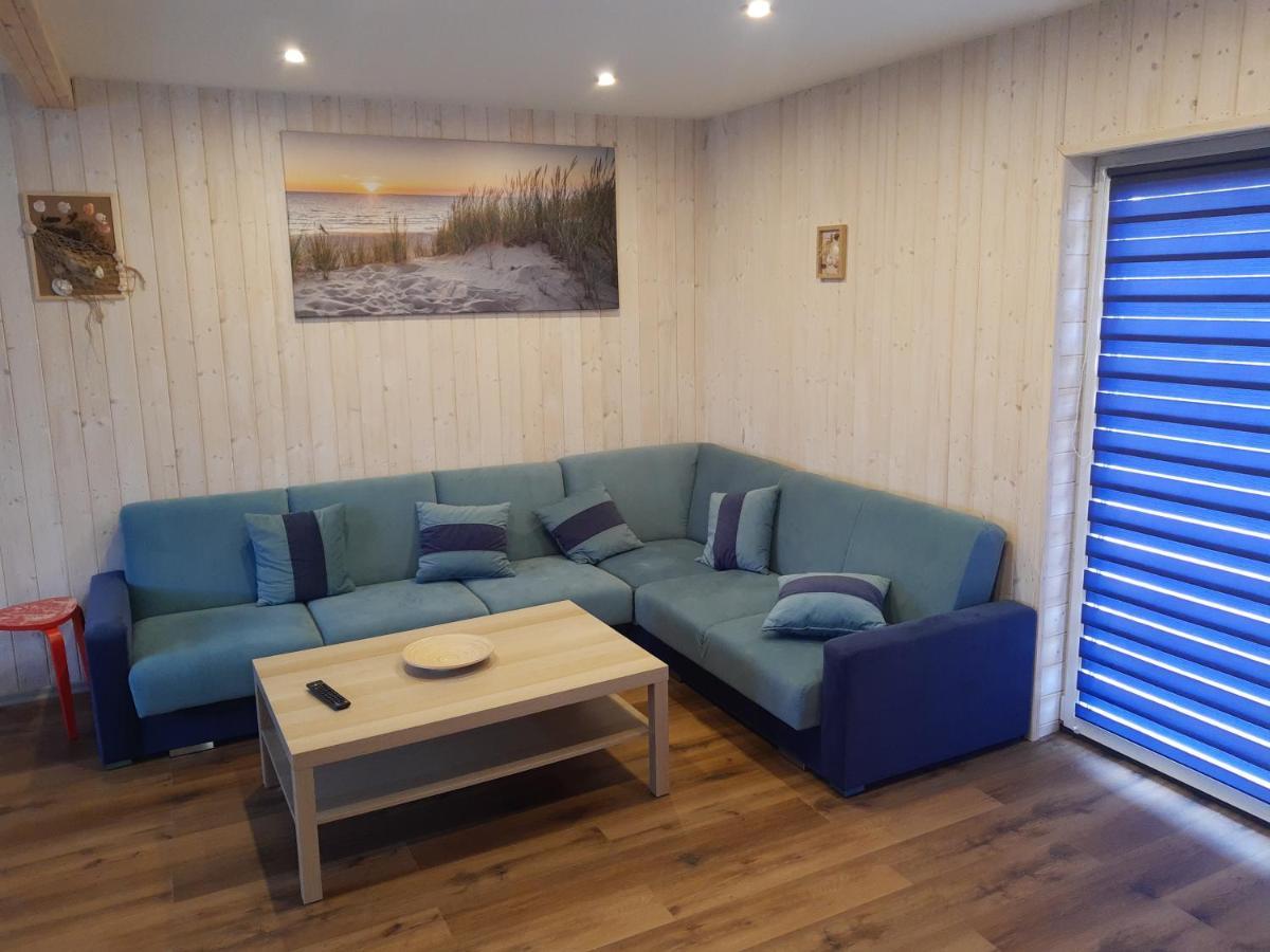 Lazurowe Apartamenty ニエホジェ エクステリア 写真